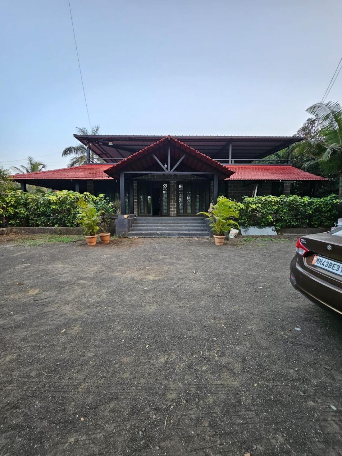 Patil'S Greenwoods Farmhouse ナビムンバイ エクステリア 写真